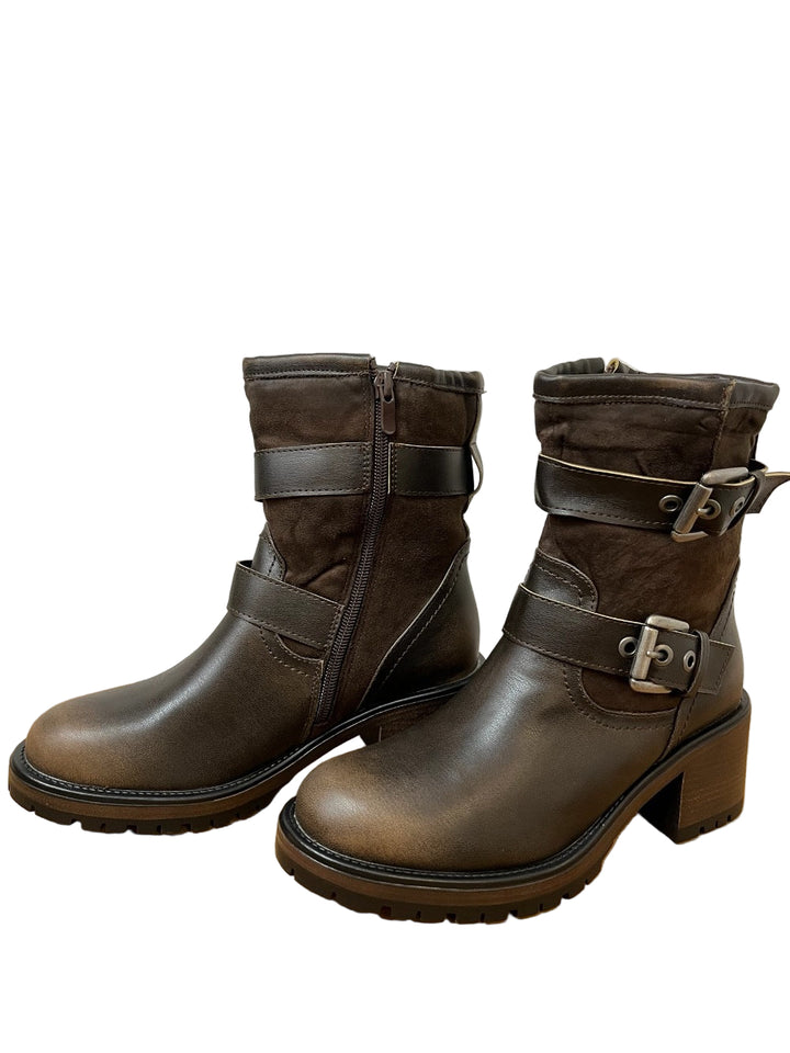 Boots mit Zierschließen, braun von Bella Vita - Mode & Lifestyle