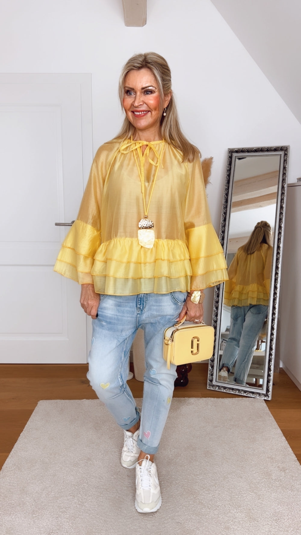 Luftige Tunikabluse mit Volants, gelb von Bella Vita - Mode & Lifestyle