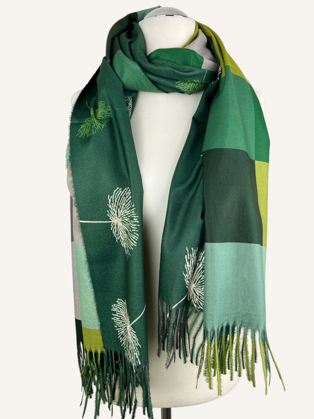 Wendeschal mit Kaschmir, grün von Bella Vita - Mode & Lifestyle